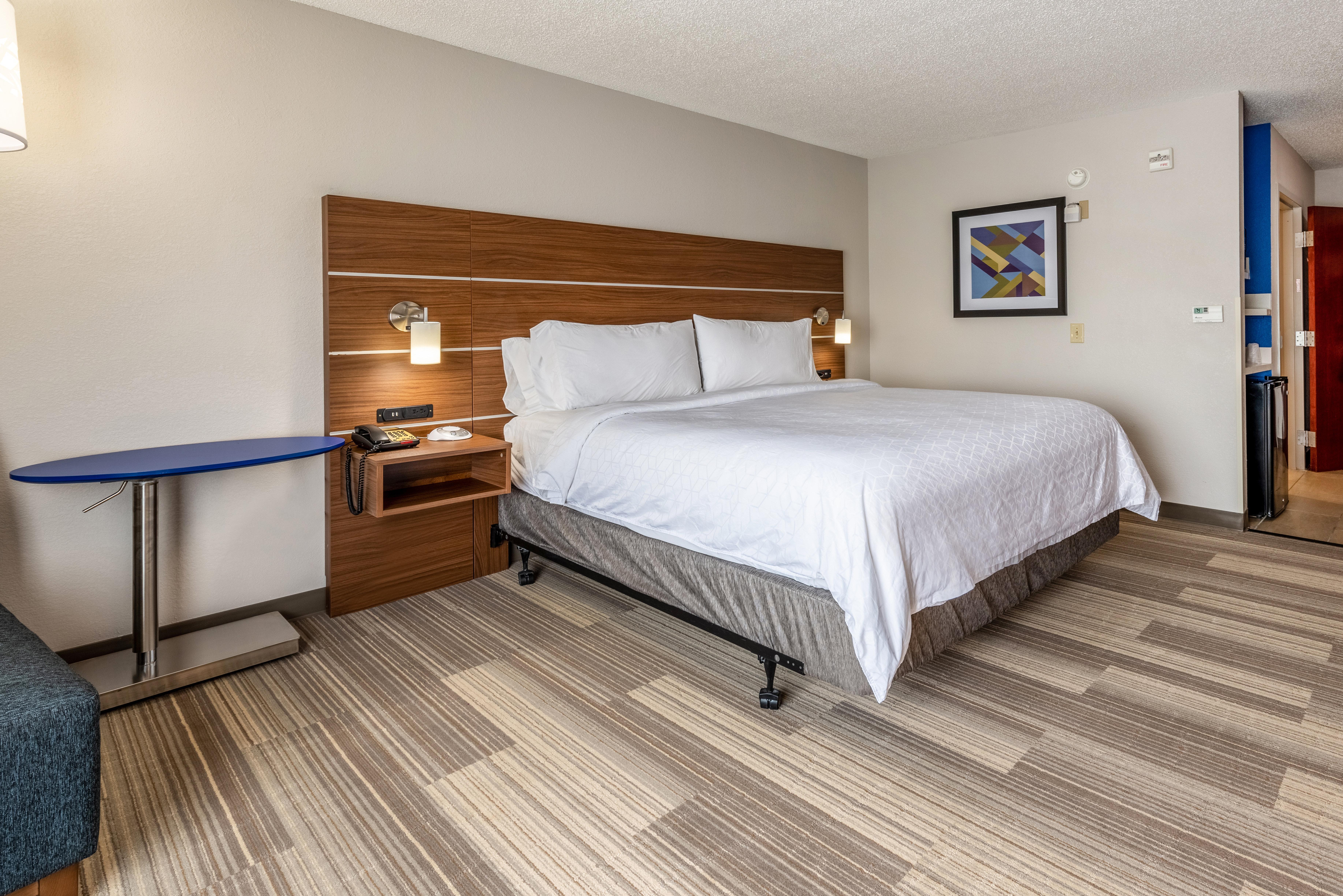 Holiday Inn Express & Suites Statesville Ngoại thất bức ảnh